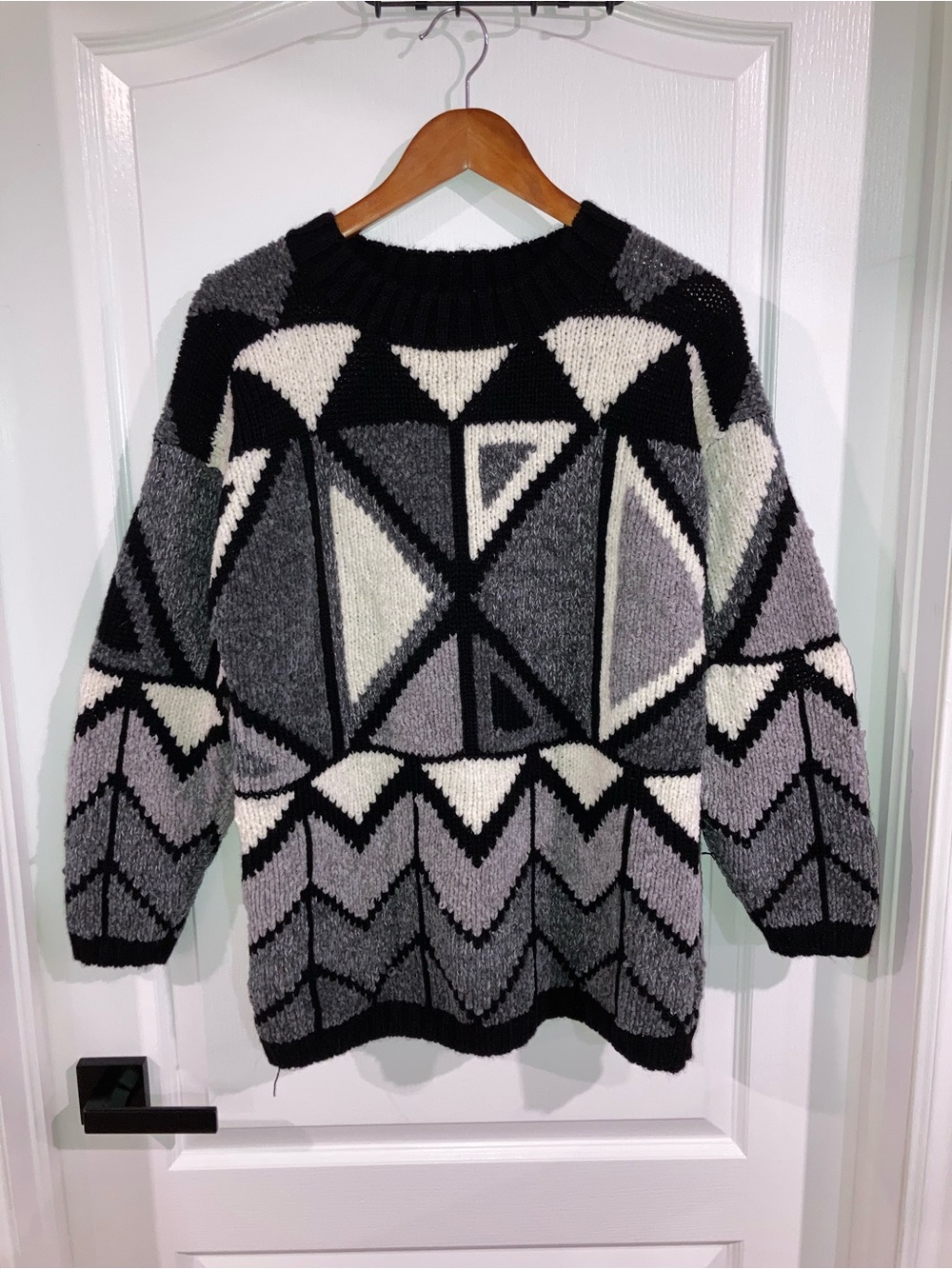 Hand-Knit Grey & Black Geometric Chenille Crewneck Sweater - size L
